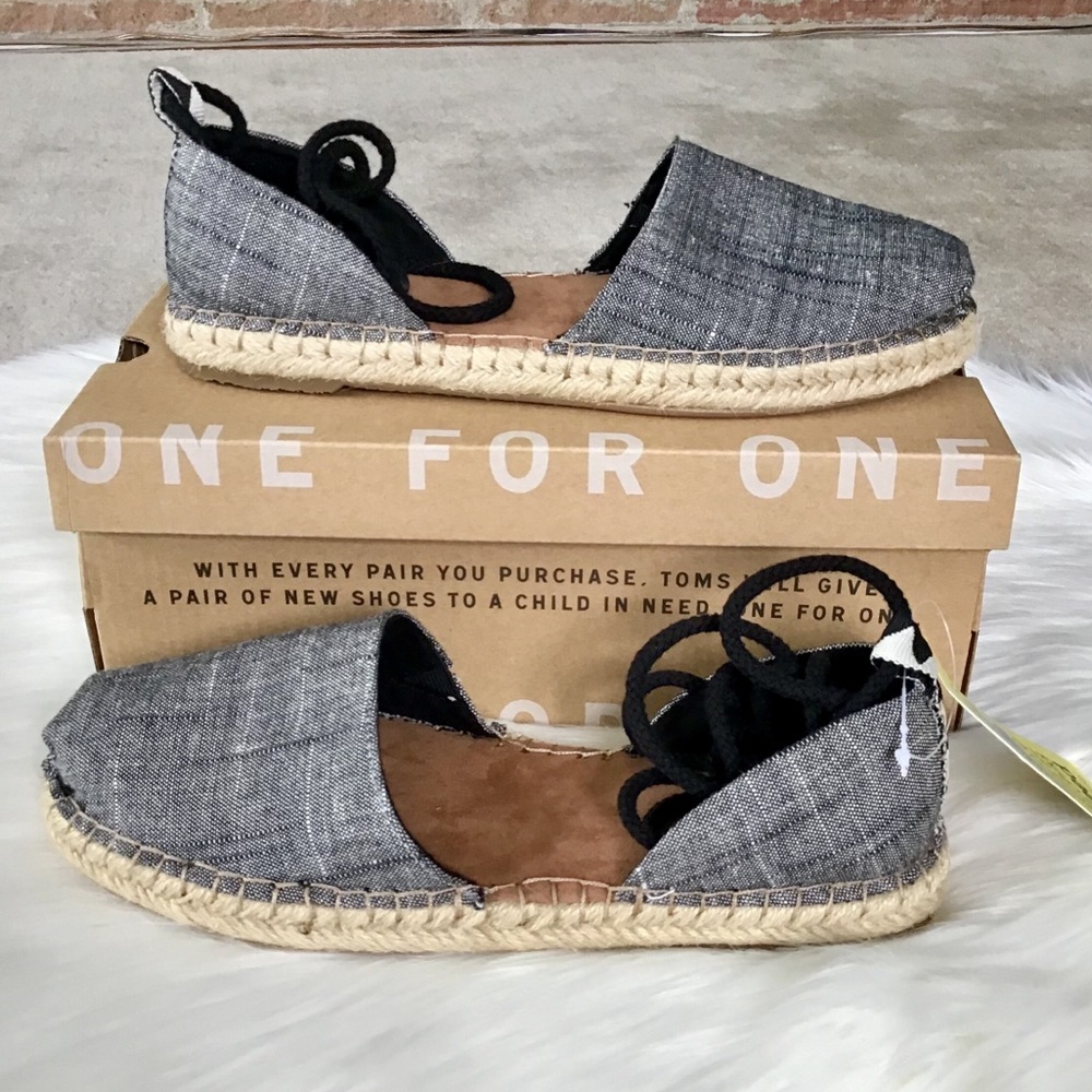 TOMS Black Chambray Lace Up Espadrilles Shoes